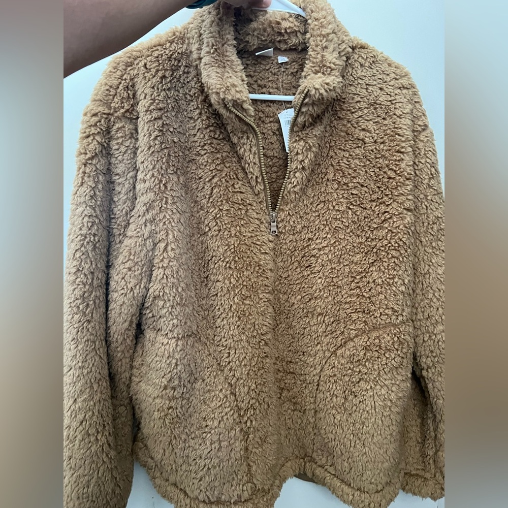 Gap large pull over